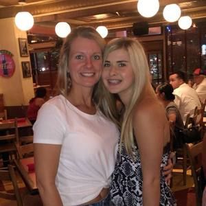 Meet your Posher, Ravin